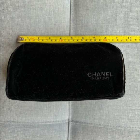 Chanel Vintage Perfume Cosmetic Case/Pouch - Picture 5 of 12